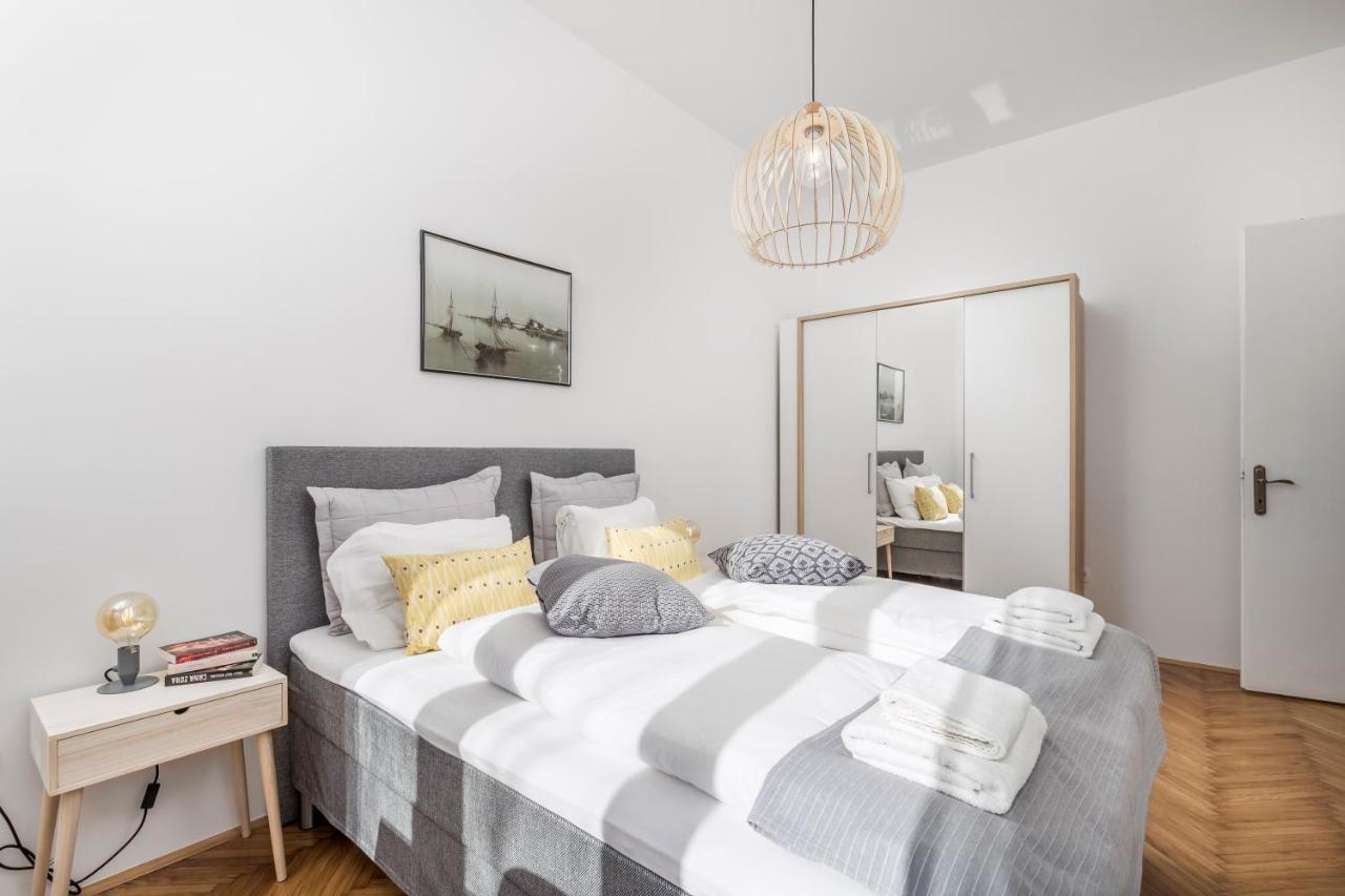 Apartment Bella 36 Риека Экстерьер фото